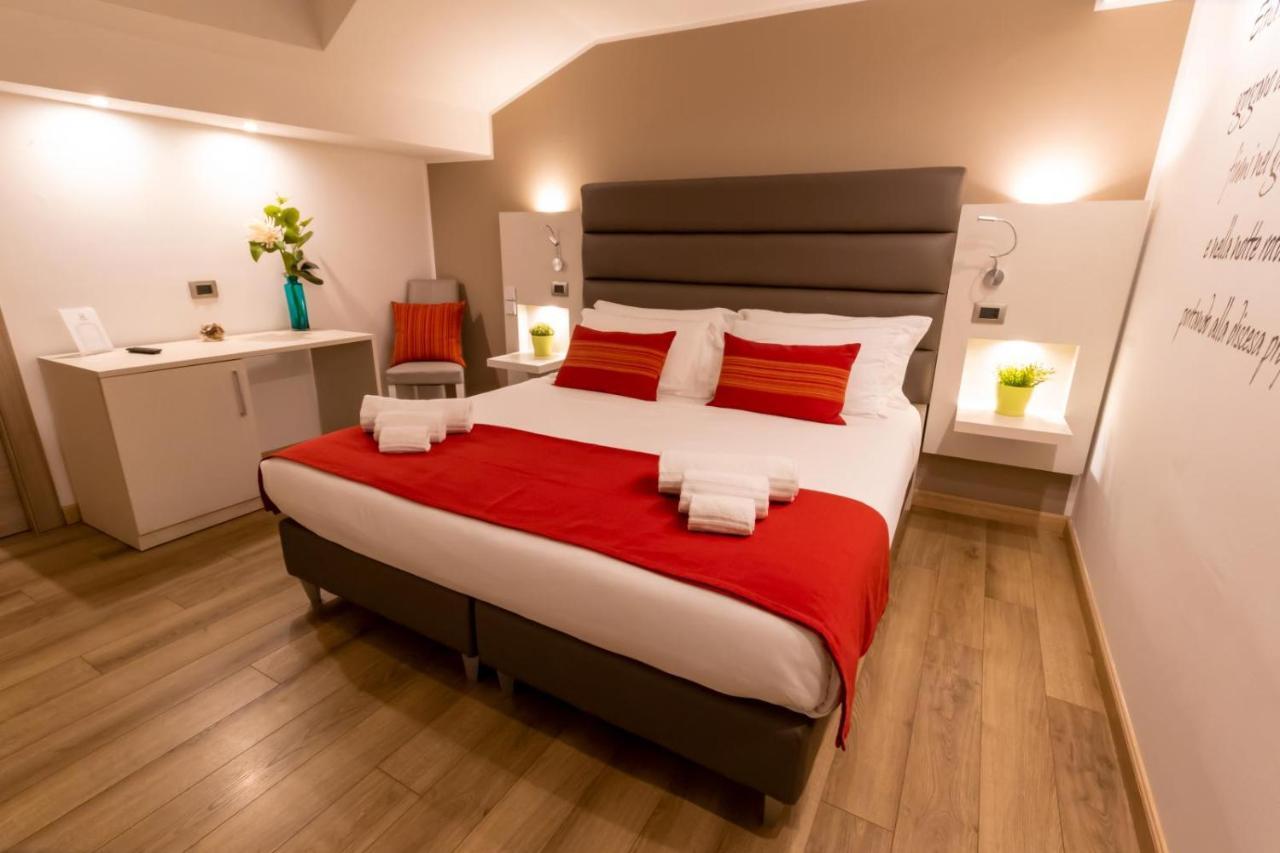 Palazzo Sisto Exclusive Bed & Breakfast 2*